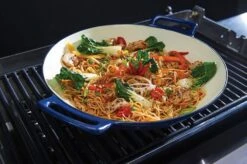 Broil King Wok Aus Gusseisen Porzellanemailliert, Ø 35,6 Cm -Angebote Grillgarten Store 11905 Broil King Wok Porzellan 69710 lif 3 1607697334