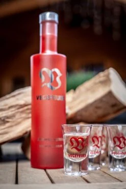 Vegefeuer Kräuter-Likör - Premium Liqueur - 55% - 700ml -Angebote Grillgarten Store 19386 Vegefeuer Kraeuterlikoer