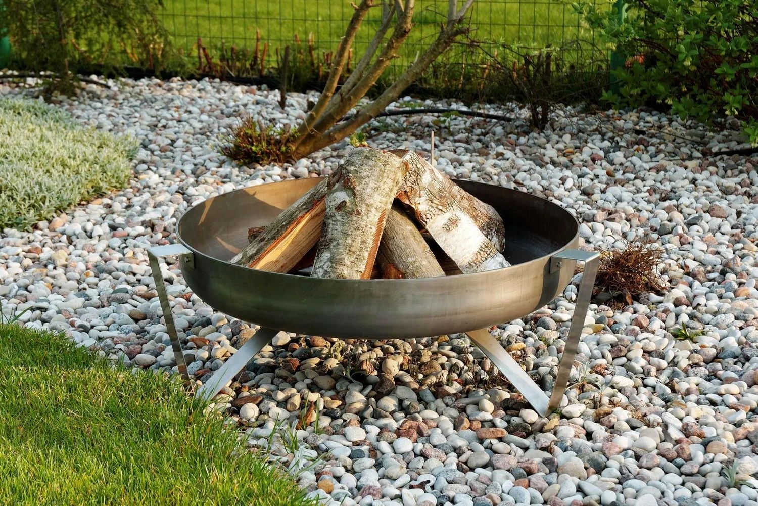 SvenskaV Design Feuerschale Voma XXL - Ø 63 Cm - Rohstahl 1 SvenskaV Design Feuerschale Voma XXL - Ø 63 Cm - Rohstahl