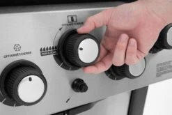 Broil King Sovereign 390 Gasgrill Inkl. Drehspieß + Grillfürst Fettschiene -Angebote Grillgarten Store 21507 Broil King Sovereign Bedienelemente