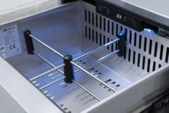 BULL Premium Outdoor Schubladen-Kühlschrank Mit LED Kontrollpanel, IPX4 Spritzwassergeschützt -Angebote Grillgarten Store 22280 BULL Premium Kuehlschrank LED Bele 7 1613487089