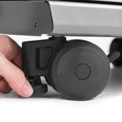 Broil King Regal S690 PRO IR Gasgrill - Modell 2023 - SMART Deal Inkl. Grillfürst Grill Control 12 Broil King Regal S690 PRO IR Gasgrill - Modell 2023 - SMART Deal Inkl. Grillfürst Grill Control -Angebote Grillgarten Store 997942 REGAL S690PROIR CASTER 02