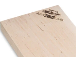 Axtschlag Flammlachsbrett Premium Line Birke - Klemmhalterung - Mit Patentierter Halterung Für Feuerstelle, Grillrost Und Gasgrill -Angebote Grillgarten Store Axtschlag Flammlachsbrett Premium Line Birke Branding 1