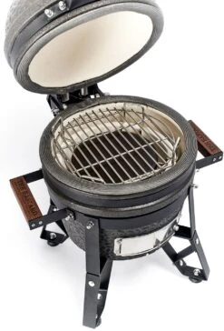 The Bastard Keramikgrill Urban Small - Schwarz Matt - Modell 2023 15 The Bastard Keramikgrill Urban Small - Schwarz Matt - Modell 2023 -Angebote Grillgarten Store Bastard Keramikgrill Urban Small Grillrostsystem BU206
