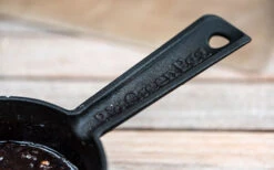 Big Green Egg Gusseisen Saucentopf Mit Silikonpinsel