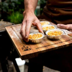 Big Green Egg Schneidebrett Aus Teak-Holz -Angebote Grillgarten Store Big Green Egg Schneidebrett Zubereitung 120632