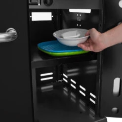 Broil King Regal 690 XL Black Gasgrill Inkl. Drehspieß - Modell 2023 19 Broil King Regal 690 XL Black Gasgrill Inkl. Drehspieß - Modell 2023 -Angebote Grillgarten Store Broil King Regal 690 Unterwagen Ablage 2