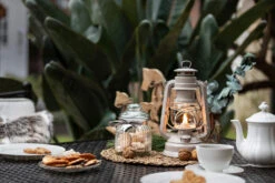 Feuerhand Sturmlaterne 276 Softbeige