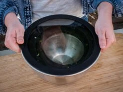 Grillfürst BBQ 3er Edelstahlschüssel Set Mit Glasdeckel -Angebote Grillgarten Store Grillfuerst BBQ Edelstahlschuessel Set stapelbar mit Deckel