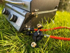 Grillfürst Kombi Kartuschen-Druckregler 50 Mbar - X-DEAL Inkl. 12 Grillfürst Gaskartuschen -Angebote Grillgarten Store Grillfuerst Dual Druckminderer Kartuschen