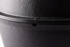 Grillfürst Dutch Oven BBQ Edition DO28 - XXL Dutch Oven -Angebote Grillgarten Store Grillfuerst Dutch Oven DO28 Thermometer Durchfuehrung