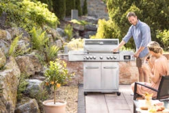 Grillfürst G521G Smart Grill - Mit Automatischer Temperatursteuerung, Hochtemperaturbrenner, Heckbrenner Und Gusseisen Rosten -Angebote Grillgarten Store Grillfuerst G521G Smart Gasgrill Edelstahlgrill