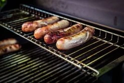 Grillfürst G521E 5-Brenner Edelstahl-Gasgrill Mit Hochtemperaturbrenner, Heckbrenner Und Edelstahl Rosten - X-DEAL Inkl. Zubehörpaket -Angebote Grillgarten Store Grillfuerst Gasgrill G521E Bratwurst Warmhalterost