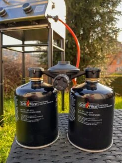 Grillfürst Kombi Kartuschen-Druckregler 50 Mbar - Für Den Anschluss Von 2 Gaskartuschen -Angebote Grillgarten Store Grillfuerst Kombi Kartuschen Druckregler Kompaktgrill 1