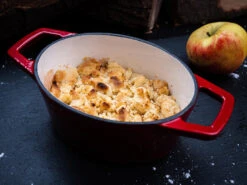 Grillfürst Dutch Oven Sternentöpfchen / Gusseisen Bräter - Emailliert - S - Rot -Angebote Grillgarten Store Grillfuerst Sternentoepfchen S rot Apfelkuchen