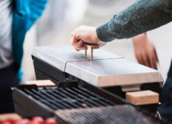 Knister Grill Deckel -Angebote Grillgarten Store Knister Grill Deckel Lifestyle