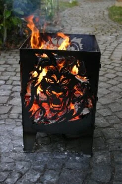 SvenskaV Feuerkorb Löwe L