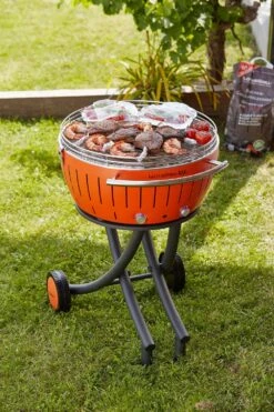 LotusGrill XXL - Holzkohle Grillstation - Mandarineorange