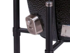 Monolith Grill LeCHEF BBQ GURU - PRO-Serie 2.0 Schwarz - MIT Gestell Und Seitentischen -Angebote Grillgarten Store Monolith BBQ Guru Version 1