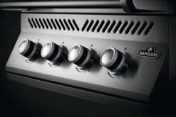 Napoleon 500-Series 32" BI32 Edelstahl Einbaugrill - Modell 2023 13 Napoleon 500-Series 32" BI32 Edelstahl Einbaugrill - Modell 2023 -Angebote Grillgarten Store Napoleon Einbaugrill 500 Serie BI32 Bedienblende