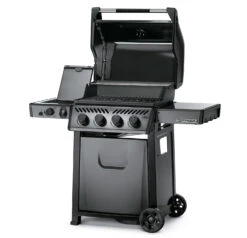 Napoleon Freestyle 425 Gasgrill, Graphit - Mit Sizzle Zone - Modell 2023 - X-DEAL Inkl. Drehspieß 24 Napoleon Freestyle 425 Gasgrill, Graphit - Mit Sizzle Zone - Modell 2023 - X-DEAL Inkl. Drehspieß -Angebote Grillgarten Store Napoleon Freestyle 425 Gasgrill Sizzle Zone offen 1