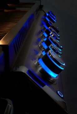 Napoleon Prestige Pro 825-3 Edelstahl Einbaugrill Gas - Inkl. Drehspieß - Modell 2023 -Angebote Grillgarten Store Napoleon PRestige PRO825 SafeytGlow Drehregler 1