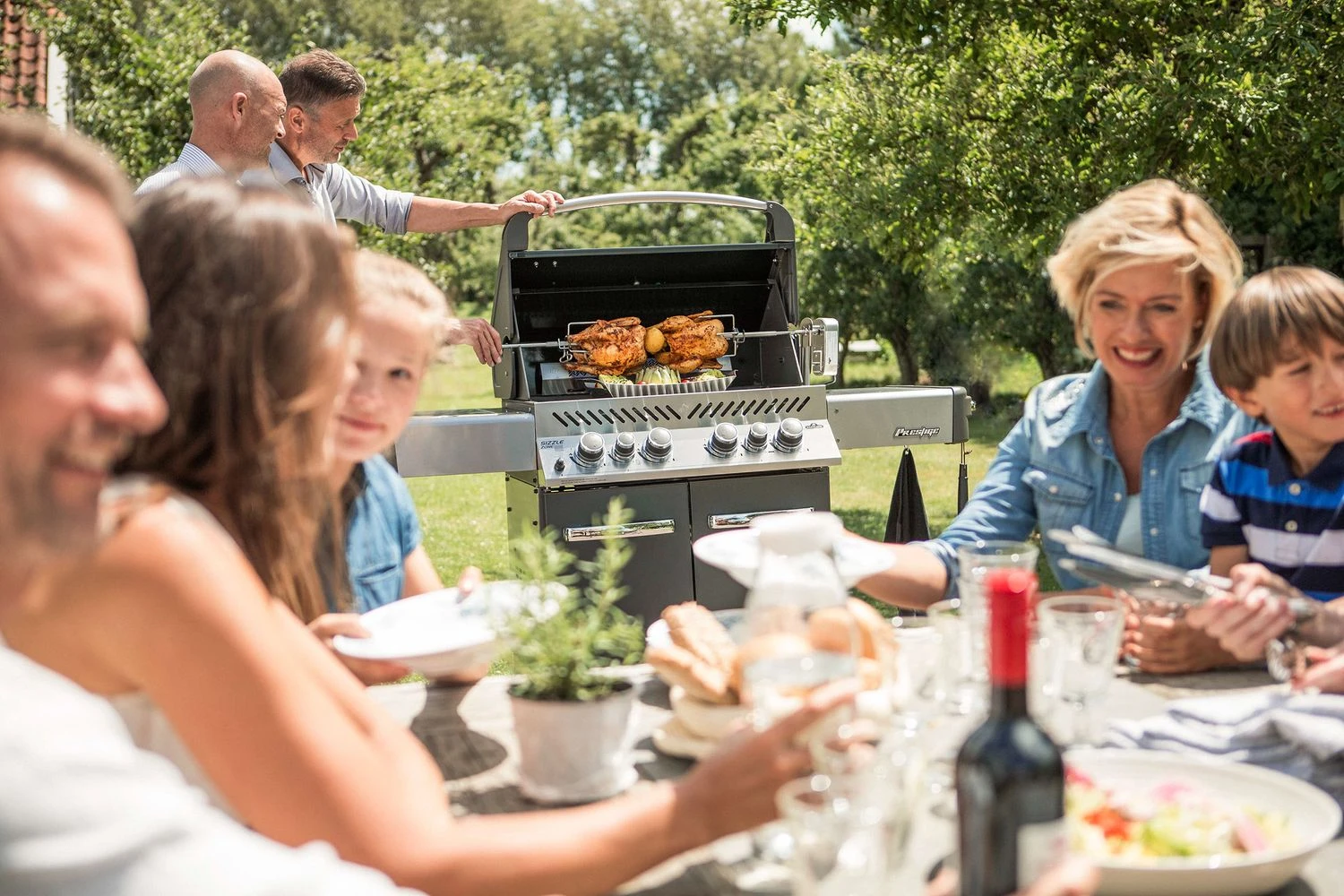 Napoleon Prestige 500 Gasgrill, Charcoal Grau - Mit Safety Glow - X-DEAL Inkl. Grillthermometer, Schneidebrett Und Windschild Für SIZZLE ZONE 18 Napoleon Prestige 500 Gasgrill, Charcoal Grau - Mit Safety Glow - X-DEAL Inkl. Grillthermometer, Schneidebrett Und Windschild Für SIZZLE ZONE – Bild 18