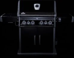 Napoleon Rogue SE 525 Gasgrill - All-black - Mit Sizzle Zone Und Heckbrenner - Grillfürst Edition - X-DEAL Inkl. Abdeckhaube, Gussplatte Und Drehspieß-Set - Modell 2022 -Angebote Grillgarten Store Napoleon Rogue SE All Black limited GF 2