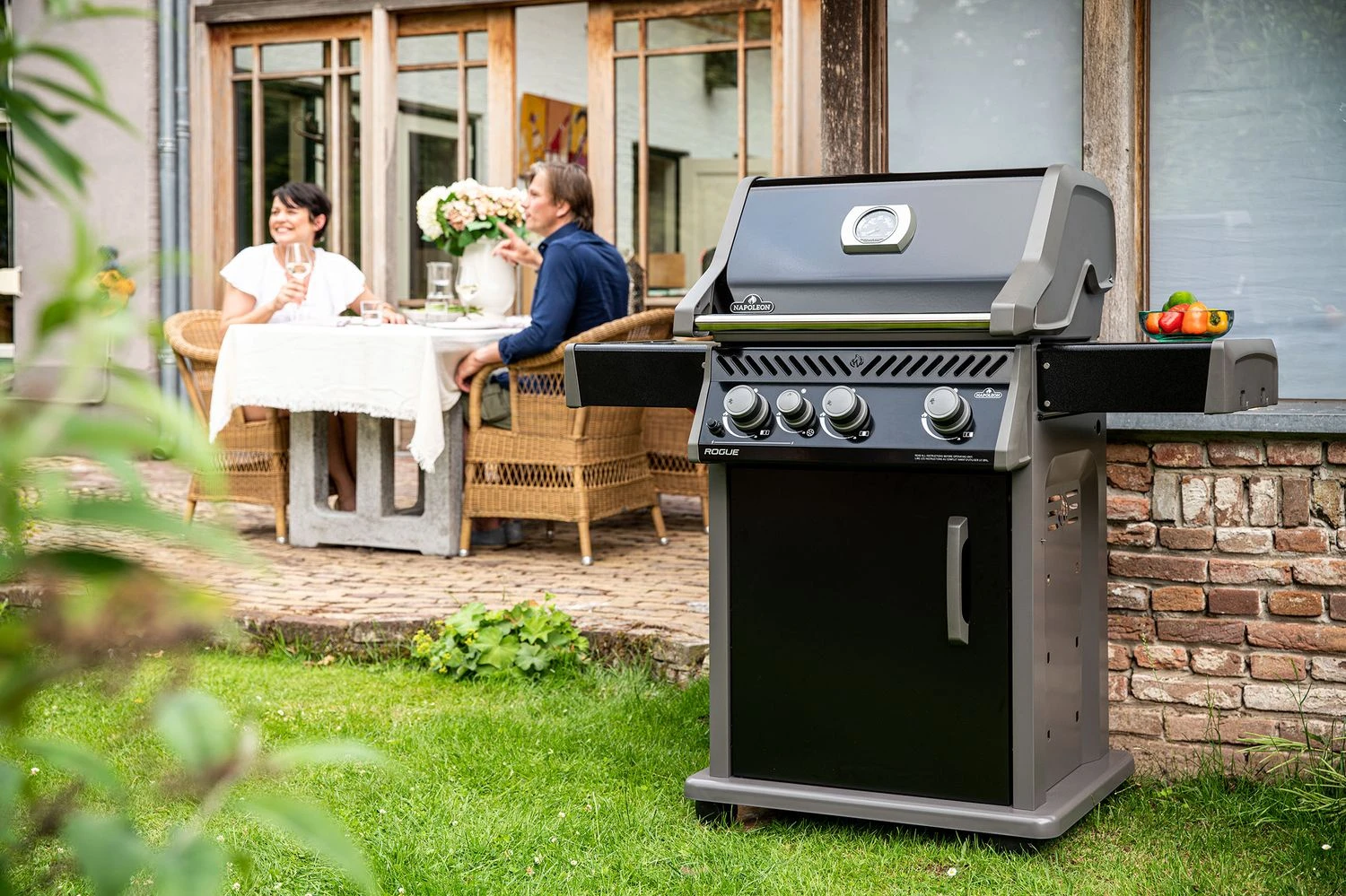 Napoleon Rogue XT 425 Gasgrill - All Black - Mit Sizzle Zone - Modell 2023 13 Napoleon Rogue XT 425 Gasgrill - All Black - Mit Sizzle Zone - Modell 2023 – Bild 13