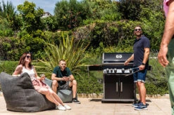Napoleon Rogue XT 525 Gasgrill - All Black - Mit Sizzle Zone - Modell 2023 27 Napoleon Rogue XT 525 Gasgrill - All Black - Mit Sizzle Zone - Modell 2023 -Angebote Grillgarten Store Napoleon Rogue XT 525 Gasgrill mit Sizzle Zone Lifestyle01