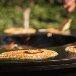 OFYR Grill Feuerplatte Classic Storage Black 85 8 OFYR Grill Feuerplatte Classic Storage Black 85 -Angebote Grillgarten Store Ofyr Feuerplatte Grillplatte Pancakes