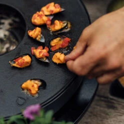 OFYR Tischgrill Tabl'O Mit Gusseisen Grillplatte -Angebote Grillgarten Store Ofyr Tablo Tischgrill Muscheln grillen