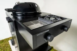 Outdoorchef Gas Kugelgrill Arosa 570 G Evo Black Style - Inkl. Blazing-/Cooking Zone Kit Plus -Angebote Grillgarten Store Outdoorchef Arosa 570 G Evo Gas Kugelgrill