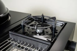 Outdoorchef Gas Kugelgrill Arosa 570 G Evo Black Style - Inkl. Blazing-/Cooking Zone Kit Plus -Angebote Grillgarten Store Outdoorchef Cooking Zone Blazing Zone Kit Arosa