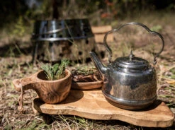 Petromax Teekessel Edelstahl Tk0.8 (800 Ml) -Angebote Grillgarten Store Petromax Edelstahl Teekessel 800ml Lifestyle02