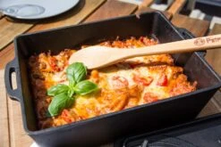 Petromax Dutch Oven Kastenform K8 Aus Gusseisen -Angebote Grillgarten Store Petromax Kastenform k8 Tisch