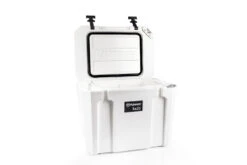 Petromax Kühlbox 25 Liter Alpenweiß - Grillfürst DEAL Inkl. Sitzkissen, Haft-Unterlage Und Einsatzkorb -Angebote Grillgarten Store Petromax Kuehlbox kx25 alpenweiss open