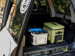 Petromax Kühltasche 22 Liter / Oliv 7 Petromax Kühltasche 22 Liter / Oliv -Angebote Grillgarten Store Petromax Kuehltasche 22Liter oliv Lifestyle