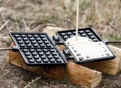 Petromax Waffeleisen Kurz 6 Petromax Waffeleisen Kurz -Angebote Grillgarten Store Petromax Waffeleisen kurz Anwendung01