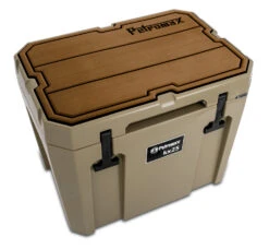 Petromax Haft-Auflage Für Kühlbox Kx25 Braun Mit Linien -Angebote Grillgarten Store Petromax kx25 padw l Haft Auflage Kuehlbox kx25 sand braun Linien 3 1625147090