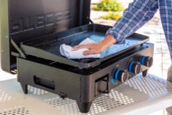 Pit Boss Plancha Grill Ultimate Plancha 3-Brenner - Mit Untergestell 31 Pit Boss Plancha Grill Ultimate Plancha 3-Brenner - Mit Untergestell -Angebote Grillgarten Store Pit Boss Planchagrill 3 Brenner leichte Reinigung