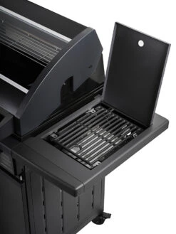 Rösle Gasgrill Magnum PRO G4-S Inkl. Abdeckhaube - Modell 2023 -Angebote Grillgarten Store Roesle Gagsrill Magnum Pro Prime Zone offen1 3