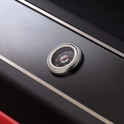 Rösle Videro G4-S VARIO+ Schwarz Gasgrill - FC Bayern Edition -Angebote Grillgarten Store Roesle Gasgrill Videro FC Bayern Detail Deckeltermometer 2