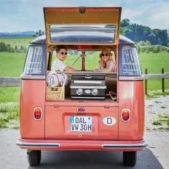 Rösle Gasgrill Videro G2-P Campinggrill -Angebote Grillgarten Store Roesle Videro G2 P Camping Gasgrill Lifestyle01