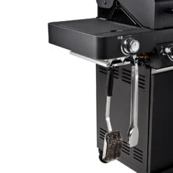 Rösle Gasgrill Videro G4-S Vario+ Nero Schwarz - Modell 2023 - X-DEAL Inkl. Abdeckhaube Und Grillplatte 20 Rösle Gasgrill Videro G4-S Vario+ Nero Schwarz - Modell 2023 - X-DEAL Inkl. Abdeckhaube Und Grillplatte -Angebote Grillgarten Store Roesle Videro G4 S Vario NERO matt schwarz Besteckhalter 5