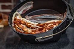 Grillfürst Dutch Oven BBQ Edition DO9 - Borussia Dortmund Edition -Angebote Grillgarten Store Schichtfleisch im Dortmund Dutch Oven