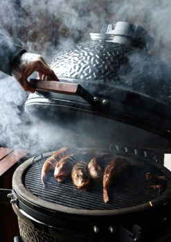 The Bastard Keramikgrill Classic Large - Complete - Schwarz Glänzend - Modell 2023 -Angebote Grillgarten Store The Bastard Classic Large Keramikgrill Complete