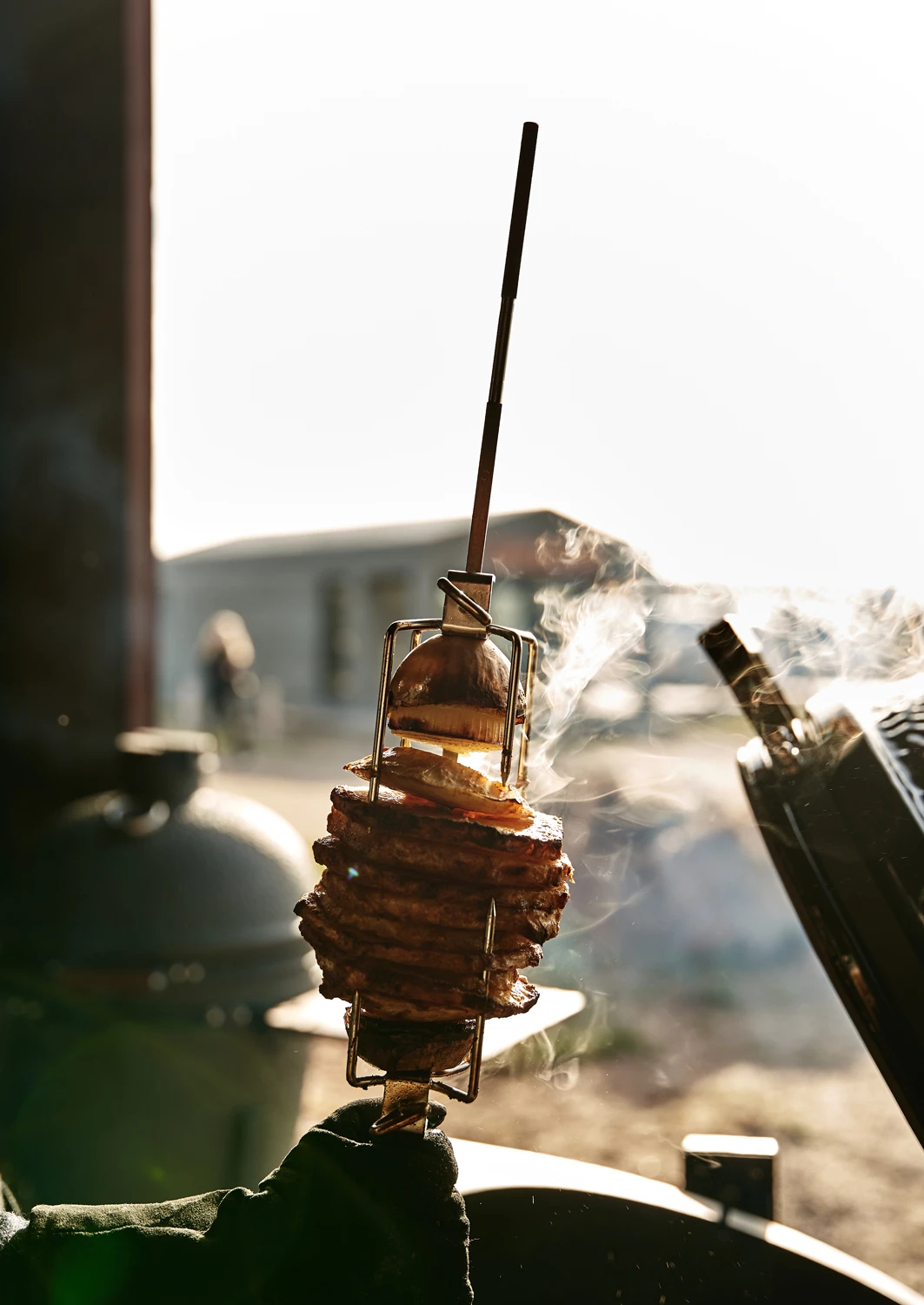 The Bastard Rotisserie & Pizza Set Large Inkl. Drehspieß Und Pizzastein 6 The Bastard Rotisserie & Pizza Set Large Inkl. Drehspieß Und Pizzastein – Bild 6
