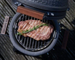 The Bastard Keramikgrill Urban Small - Schwarz Matt - Modell 2023 23 The Bastard Keramikgrill Urban Small - Schwarz Matt - Modell 2023 -Angebote Grillgarten Store The Bastard Urban Small Keramikgrill