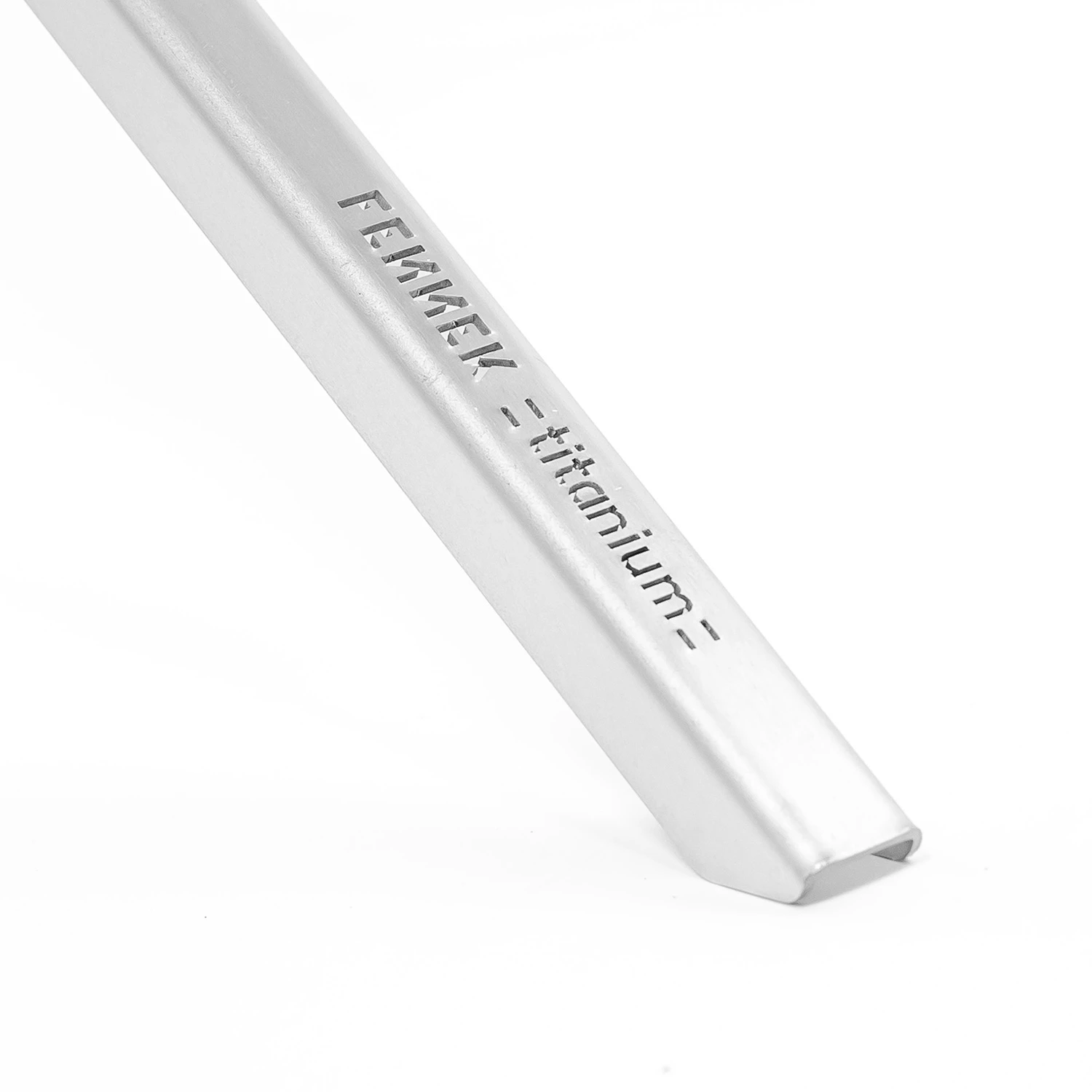 Fennek High Fire Titan - Feuernetz Aus Edelstahlgewebe Mit Titan Gestell 2 Fennek High Fire Titan - Feuernetz Aus Edelstahlgewebe Mit Titan Gestell – Bild 2